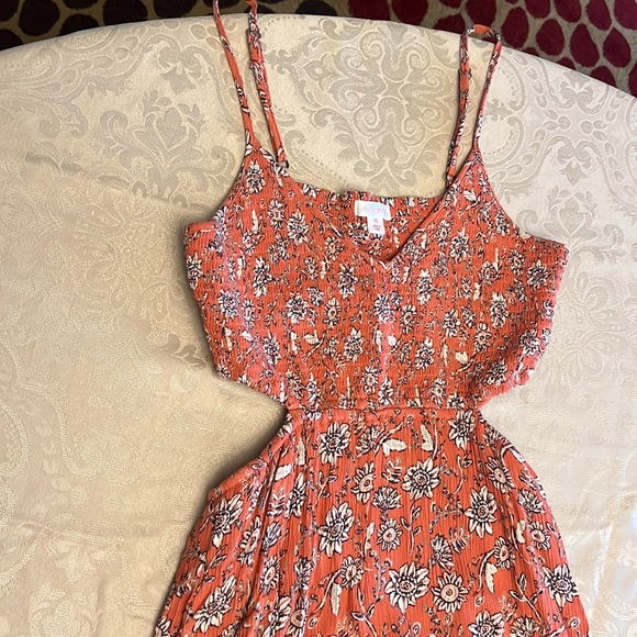 Maxi Dress, partially backless - Picture 3 of 4